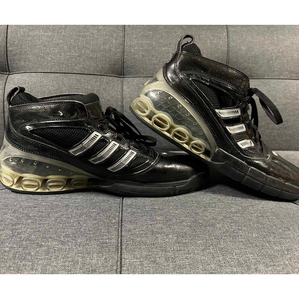 Men's Black Athletic Shoes